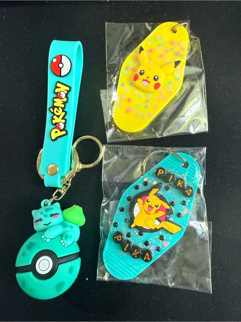 Pikachu Kids Notebooks & Keychains #P7102611